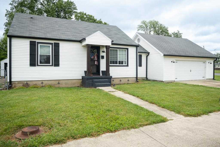 2828 S 14th St  New Castle, IN 47362 | MLS 10048957