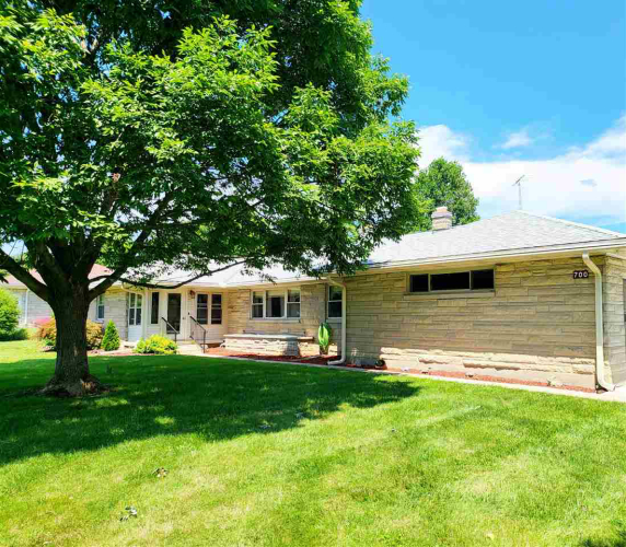 700 W 3rd Street  Connersville, IN 47331 | MLS 10049010