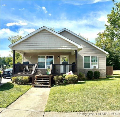 2207  Freedom Circle Jeffersonville, IN 47130 | MLS 2024010215