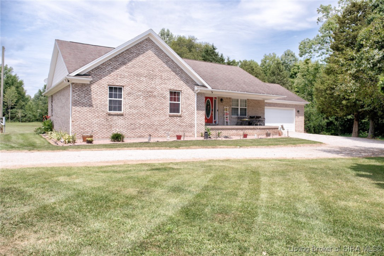 3279 E Lovers Lane Scottsburg, IN 47170 | MLS 2024010287