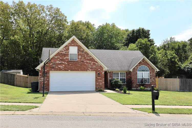 5817  Quarter Court Jeffersonville, IN 47130 | MLS 2024010317