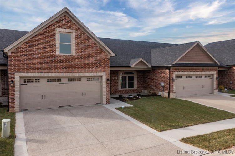 1922  Mystic Falls Circle Jeffersonville, IN 47130 | MLS 2024010430