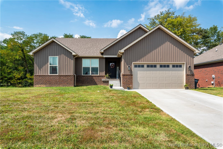 4403  Chickasawhaw Drive Sellersburg, IN 47172 | MLS 2024010482