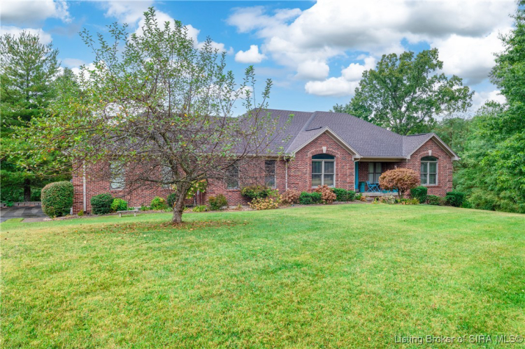 1027  Skyview Drive Floyds Knobs, IN 47150 | MLS 2024011037