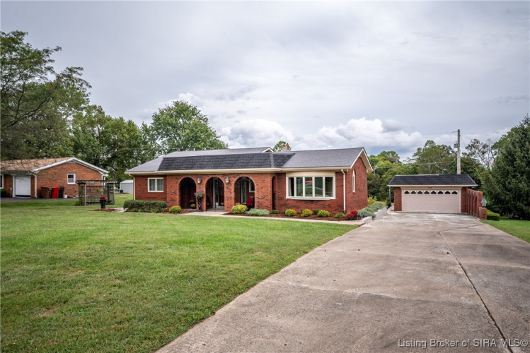 7236  Banet Road Floyds Knobs, IN 47119 | MLS 2024011295