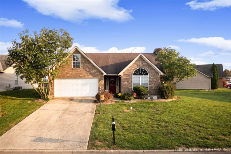 4430  Falling Leaf Drive Sellersburg, IN 47172 | MLS 2024011553