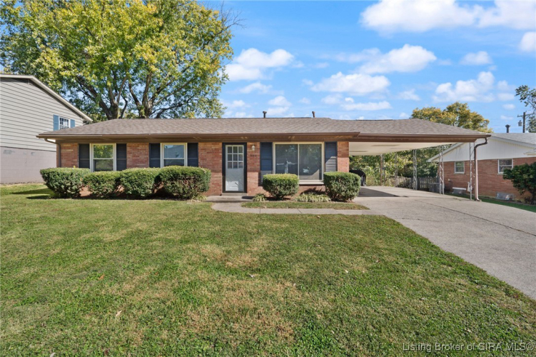 1442  Ridgeway Drive Jeffersonville, IN 47130 | MLS 2024011736