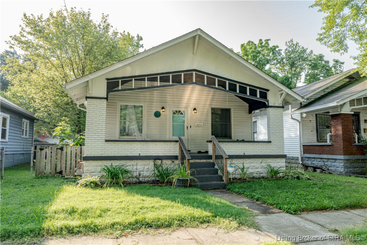 2214 E Oak Street New Albany, IN 47150 | MLS 2024011858