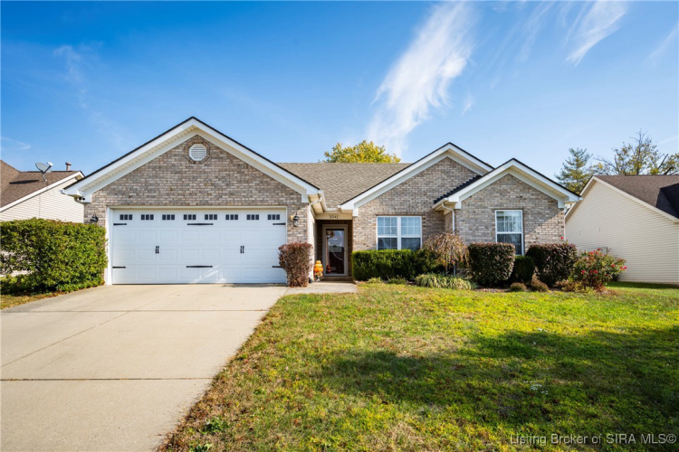 3541  Peach Tree Street Jeffersonville, IN 47130 | MLS 2024011917