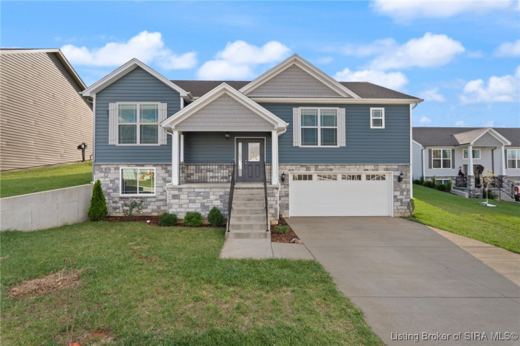 8003  Crestview Court Georgetown, IN 47122 | MLS 2024011998