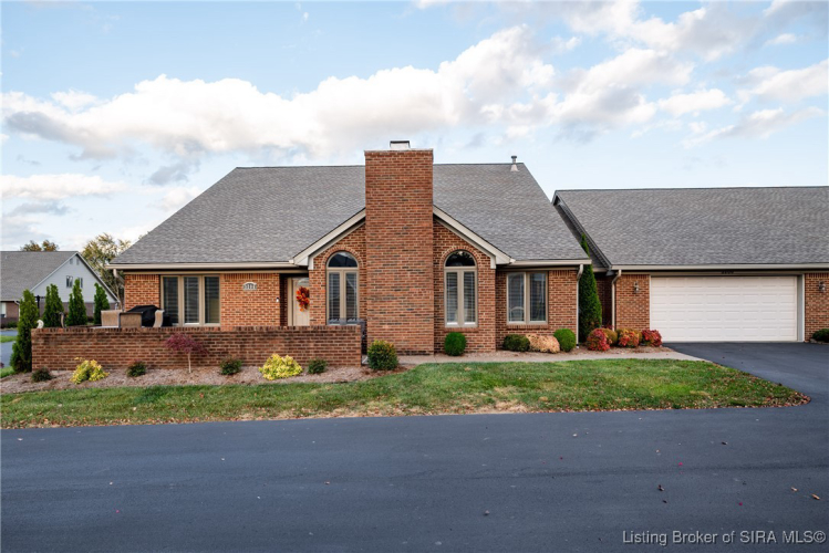 3206  Country Club Lane Jeffersonville, IN 47130 | MLS 2024012082