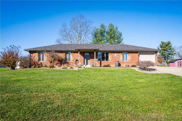 1703  Mayfair Drive Sellersburg, IN 47172 | MLS 2024012528