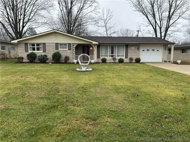 2034  Wells Drive Madison, IN 47250 | MLS 202405523