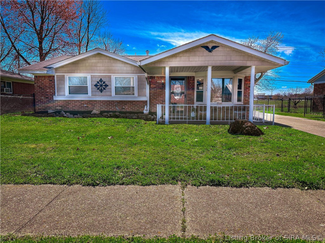 1020  Teakwood Drive Clarksville, IN 47129 | MLS 202406478