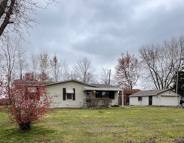 19621  Lakeview Drive Charlestown, IN 47111 | MLS 202406717