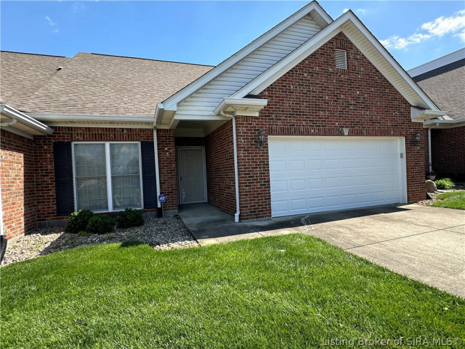 2135  Pickwick Drive New Albany, IN 47150 | MLS 202407174