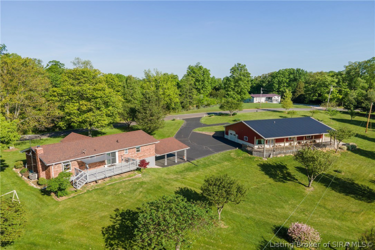 9575  Old Lanesville Road Georgetown, IN 47122 | MLS 202407707