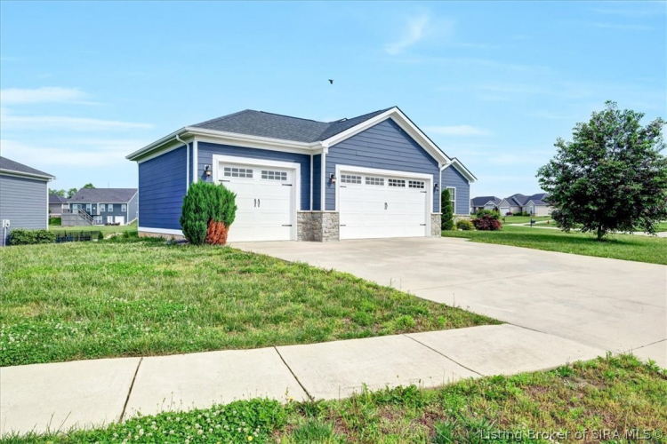 6431  Anna Louise Drive Charlestown, IN 47111 | MLS 202407739