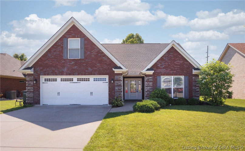 5716  Sugar Berry Lane Jeffersonville, IN 47130 | MLS 202408313