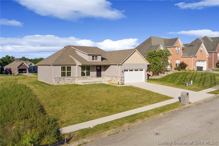 5254  Bogue Homa Drive Sellersburg, IN 47172 | MLS 202408731