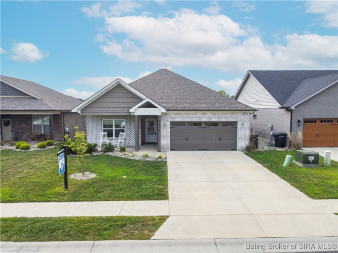 4496  Kestrel Court Jeffersonville, IN 47130 | MLS 202408749