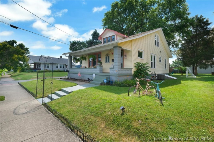 1708 E Main Street New Albany, IN 47150 | MLS 202408824