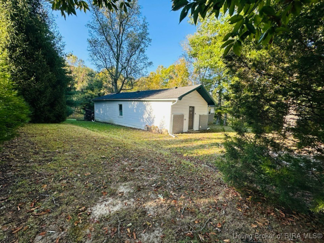 Listing Image 17