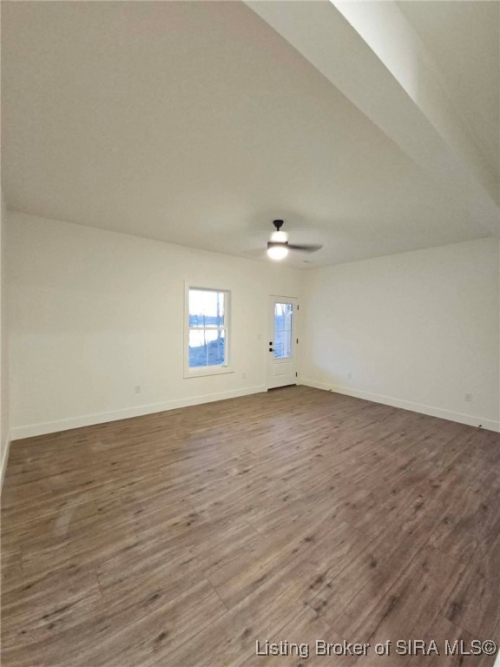 Listing Image 27
