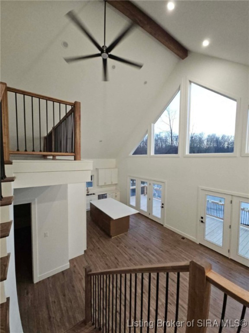 Listing Image 8
