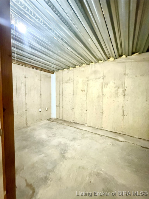 Listing Image 40