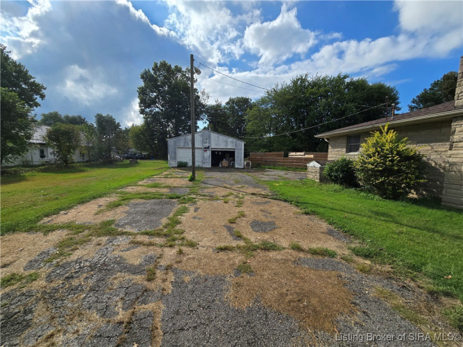 Listing Image 20