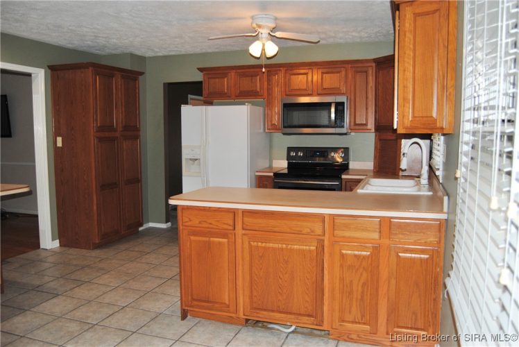 Listing Image 13