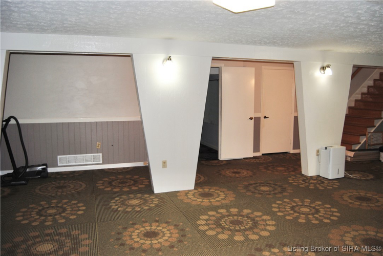 Listing Image 38