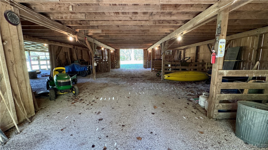 Listing Image 29