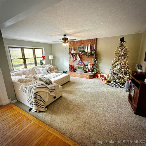 Listing Image 16