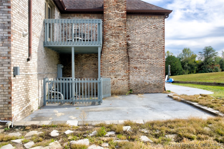 Listing Image 44