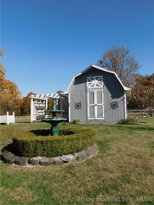 Listing Image 11