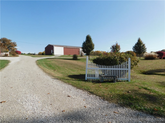 Listing Image 5