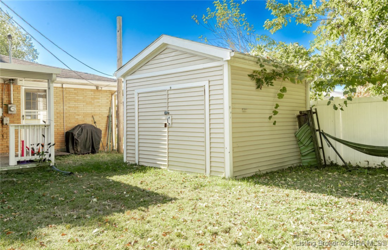 Listing Image 8