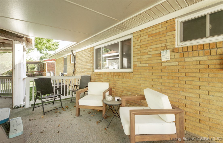 Listing Image 10