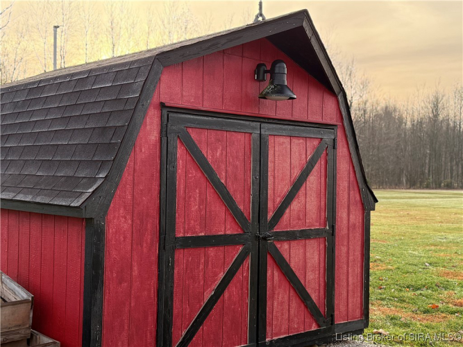 Listing Image 19
