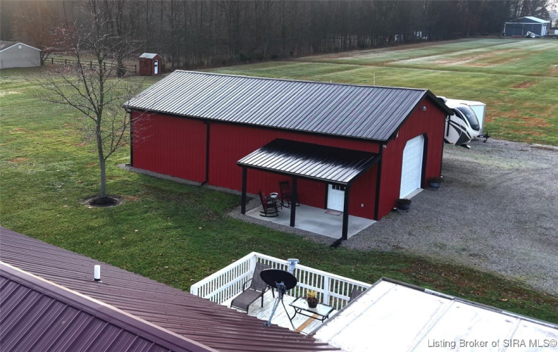 Listing Image 4