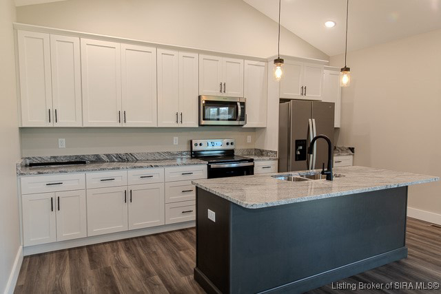 Listing Image 15