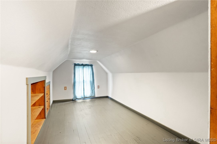 Listing Image 39