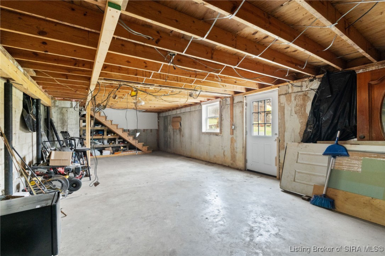 Listing Image 41