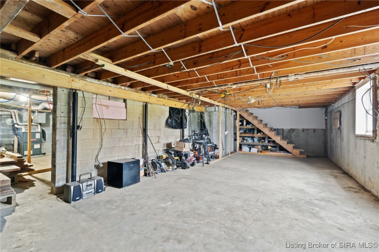 Listing Image 42