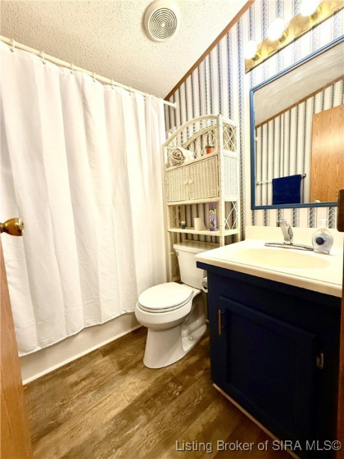 Listing Image 22