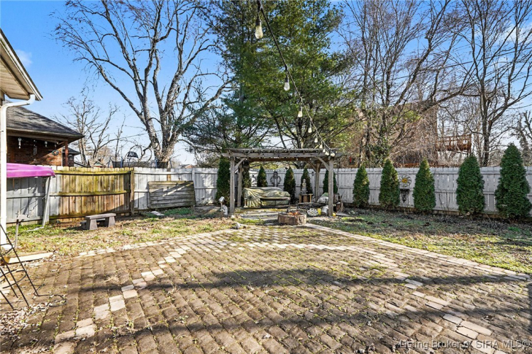 Listing Image 22