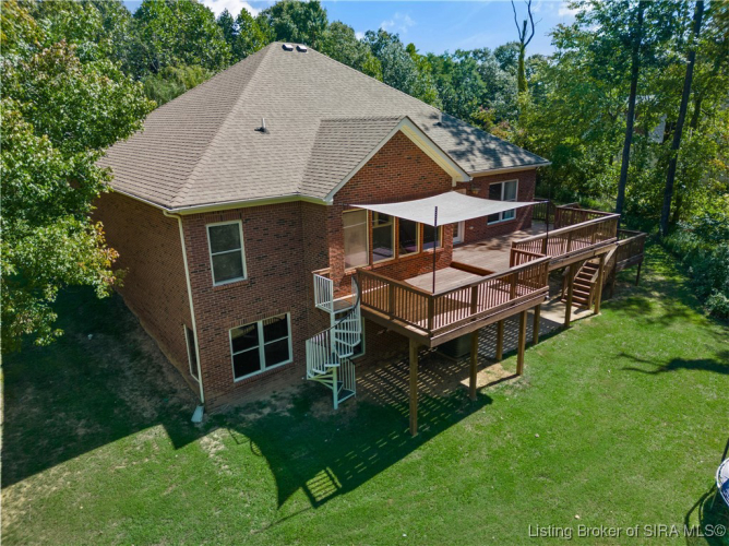 Listing Image 4