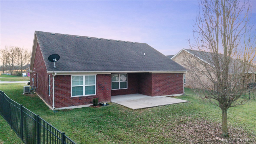 Listing Image 33